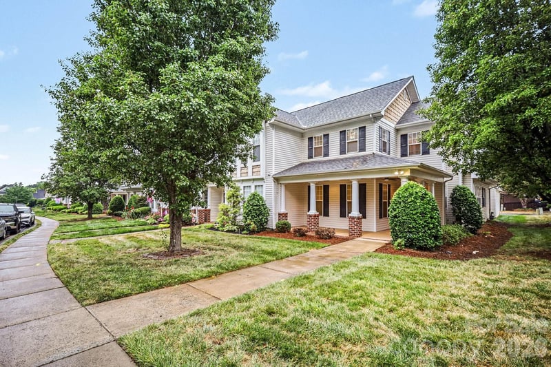 2065 Gable Way Ln, Matthews, NC 28104