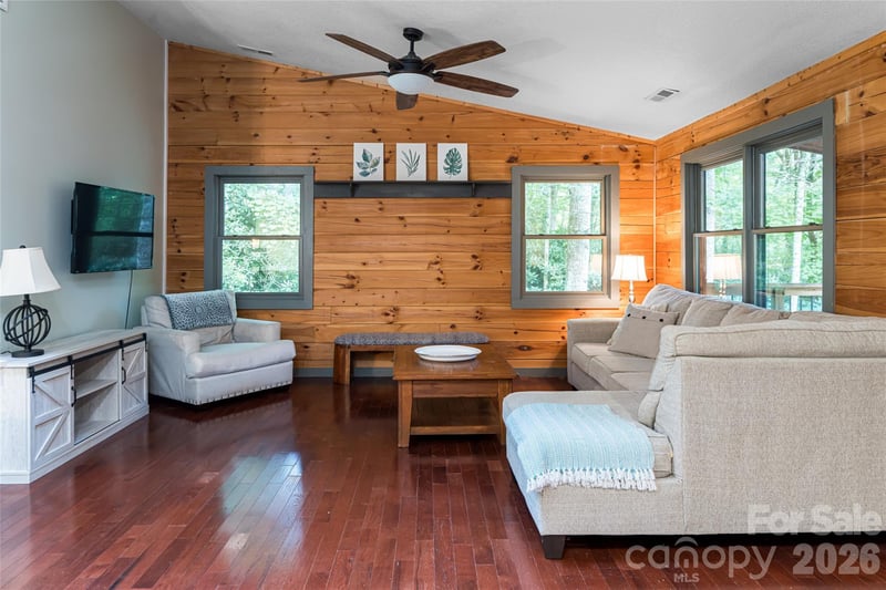 4035 Bald Creek Rd, Clyde, NC 28721
