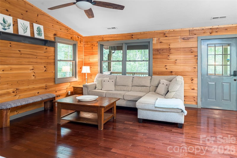 4035 Bald Creek Rd, Clyde, NC 28721