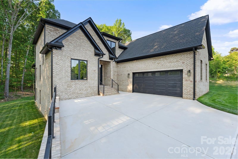 3204 Chancellor Ln, Monroe, NC 28110