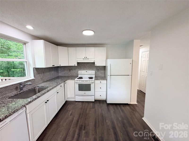 8435 Othello Pl, Charlotte, NC 28227