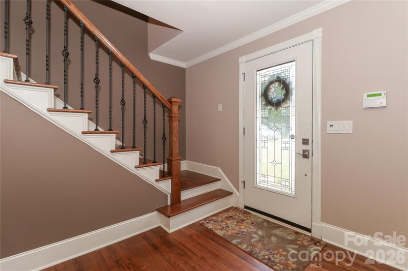820 Woodland Rd, Statesville, NC 28677