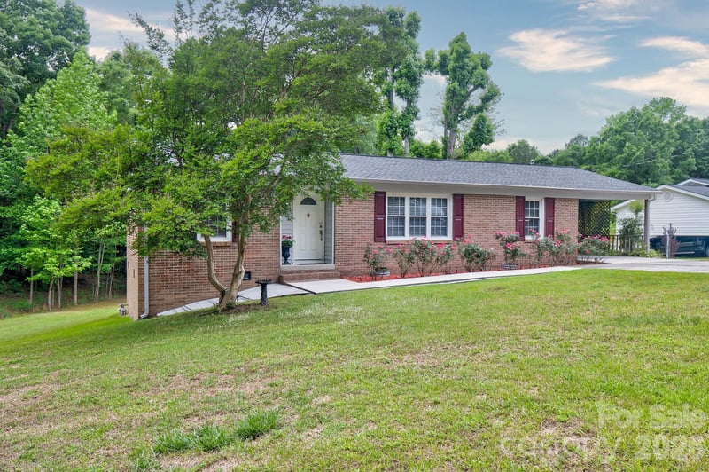 156 Blackmon Cir, Kershaw, SC 29067