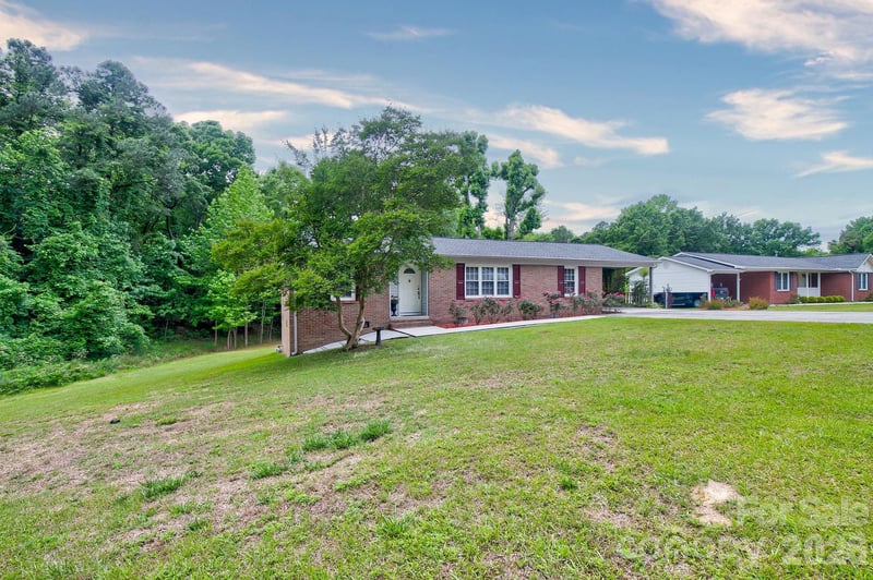 156 Blackmon Cir, Kershaw, SC 29067