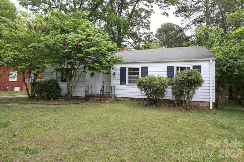 1456 Briar Creek Rd, Charlotte, NC 28205