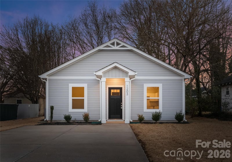 1900 Wilson W Lee Blvd, Statesville, NC 28677