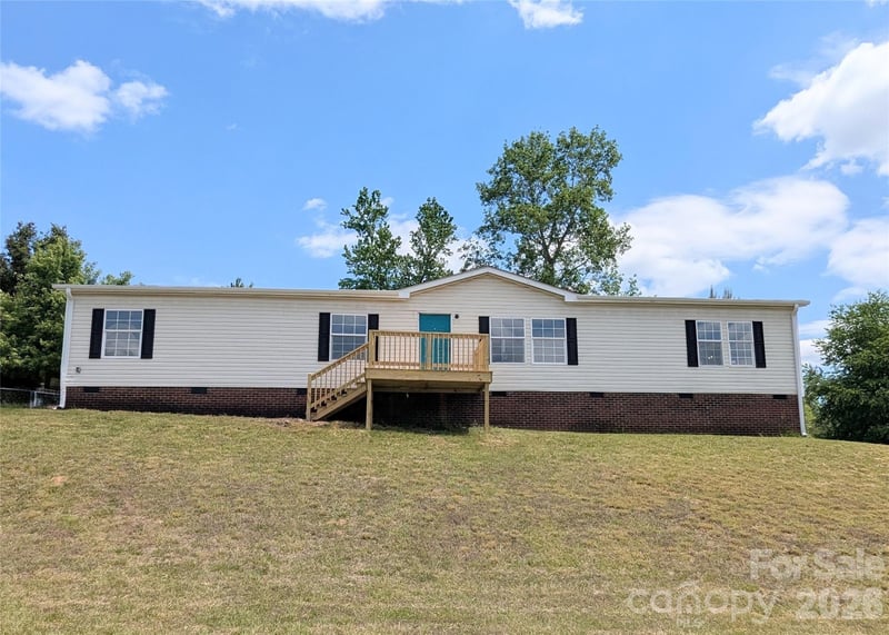 2032 Rocky Creek Ln, Dallas, NC 28034