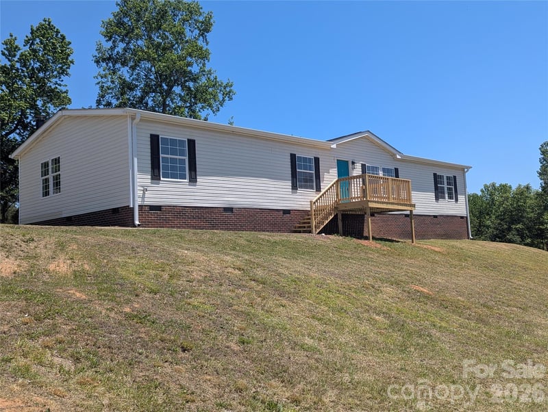 2032 Rocky Creek Ln, Dallas, NC 28034