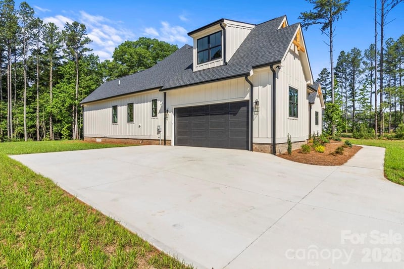 2373 Lee Lawing Rd, Lincolnton, NC 28092