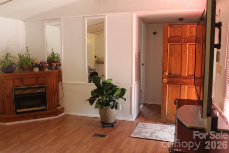 55 Celestial Ln, Whittier, NC 28789