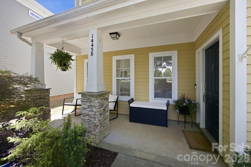 14458 Holly Springs Dr, Huntersville, NC 28078