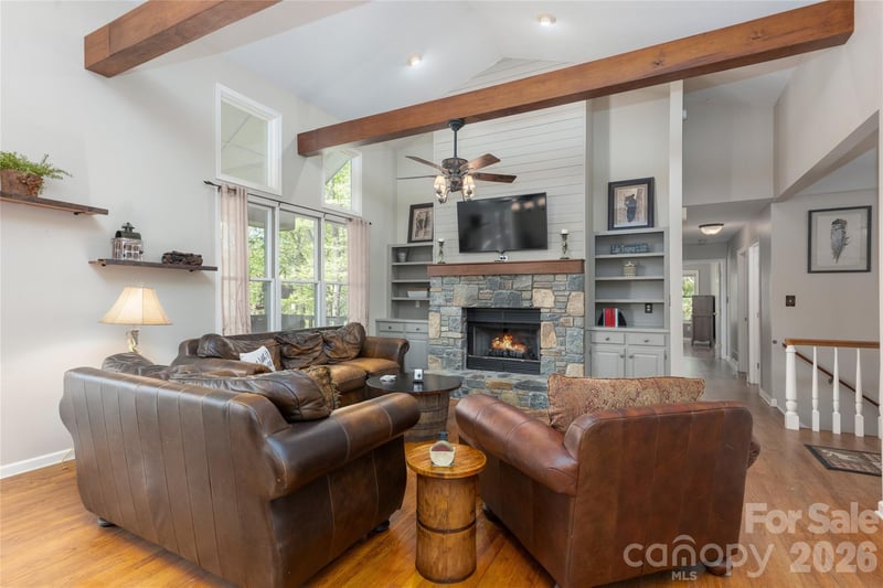 516 Cherokee Tc, Lake Toxaway, NC 28747