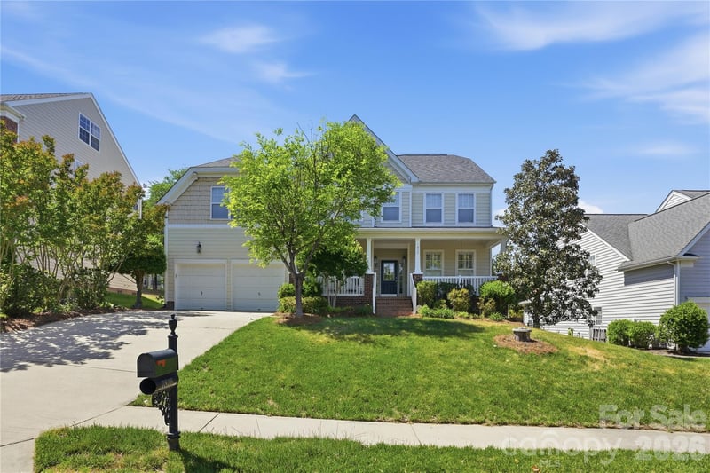 7816 Whisperingwood Dr, Harrisburg, NC 28075