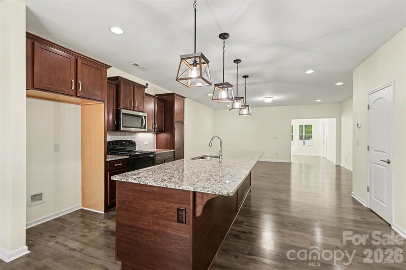 3024 Pinehills Way, Mount Holly, NC 28120