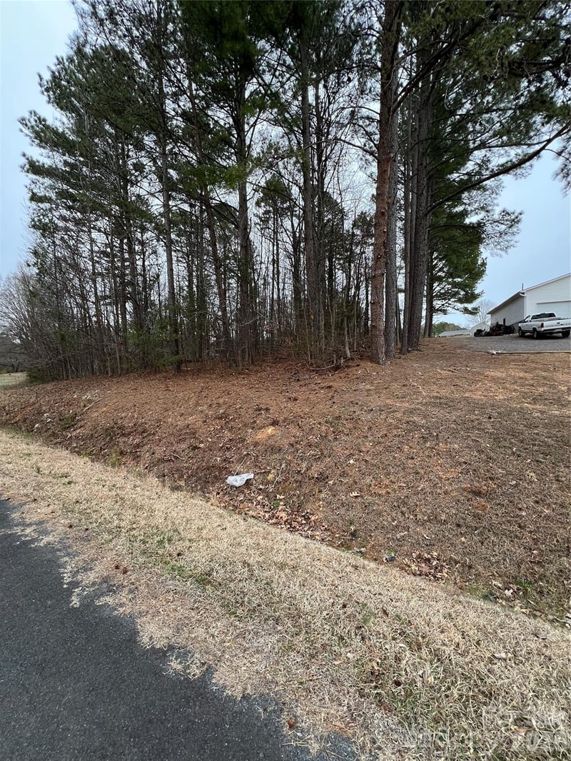 Singlewood Rd, Albemarle, NC 28001