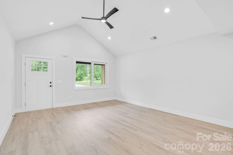 2424 Puetts Chapel Rd, Bessemer City, NC 28016