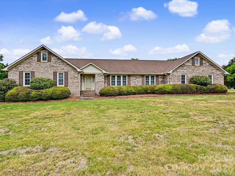 4165 Wrangler Dr, Concord, NC 28027