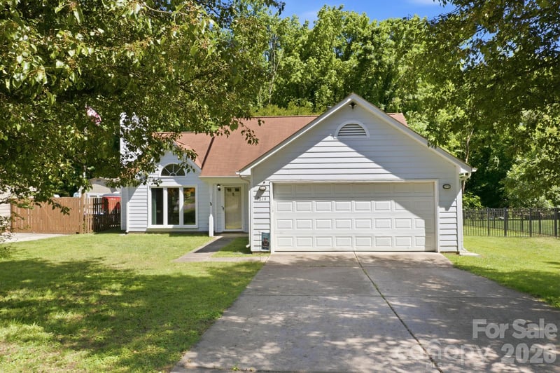 7614 Trotter Rd, Charlotte, NC 28216