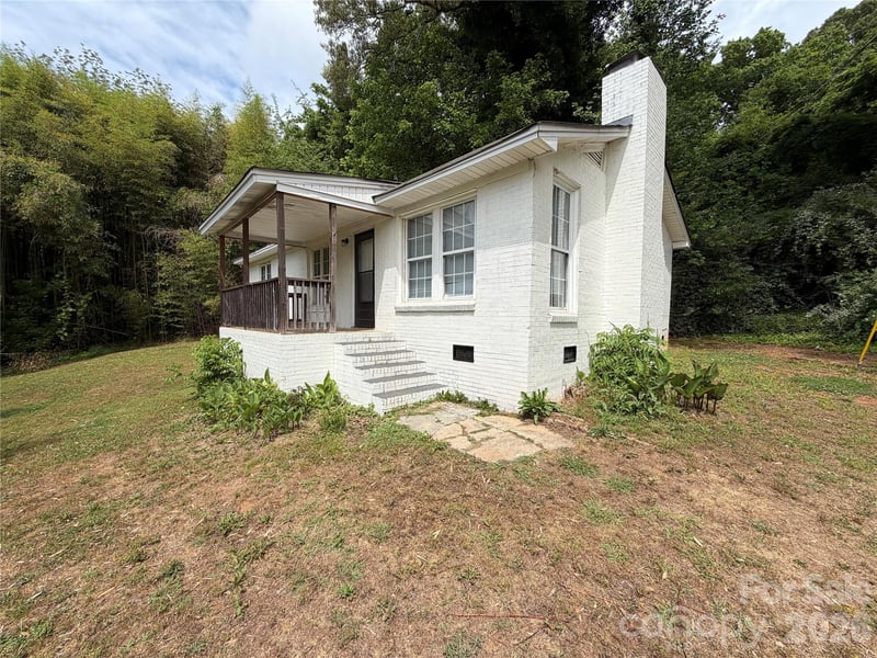 5168 Crawford Rd, Gastonia, NC 28052
