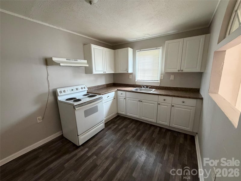 5168 Crawford Rd, Gastonia, NC 28052