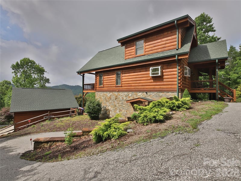 53 Osprey Ln, Nebo, NC 28761