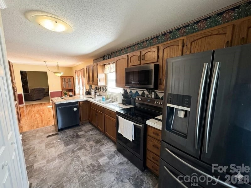 103 New Orleans Blvd, Morganton, NC 28655