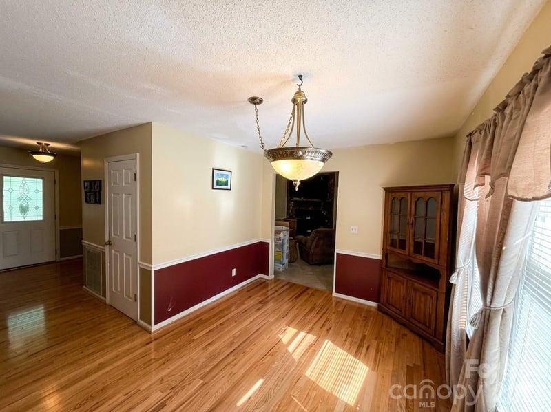 103 New Orleans Blvd, Morganton, NC 28655