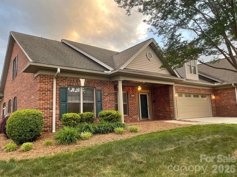 489 26th Ave, Hickory, NC 28601