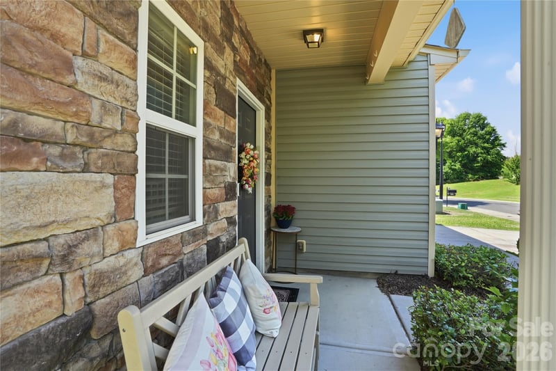 2315 Old Goose Ln, Charlotte, NC 28262