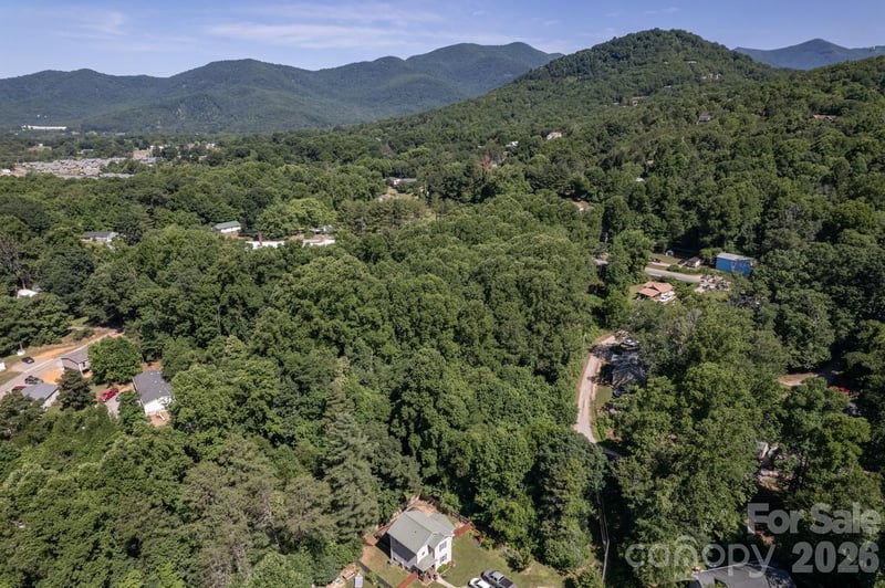 17 Chicago Ave, Black Mountain, NC 28711