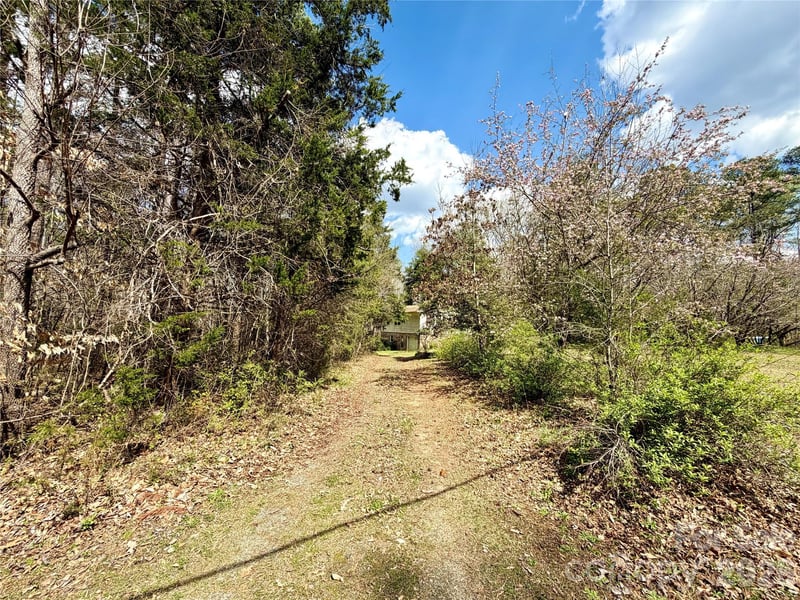 2925 Sparrow Springs Rd, Gastonia, NC 28052