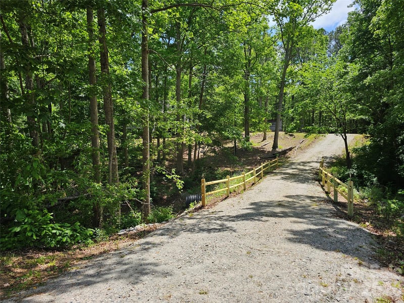 5692 Brooklyn Rd, Great Falls, SC 29055