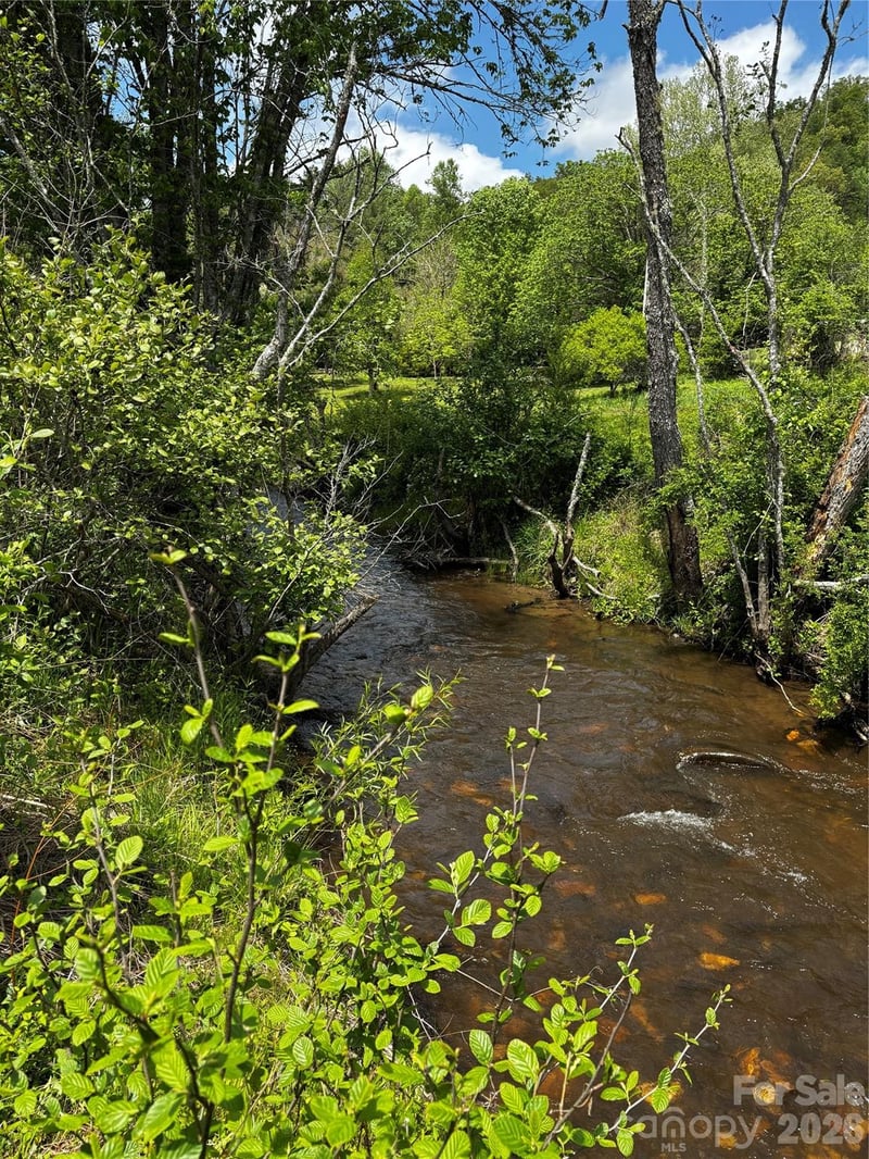 1659 Mountain Creek Rd, Robbinsville, NC 28871