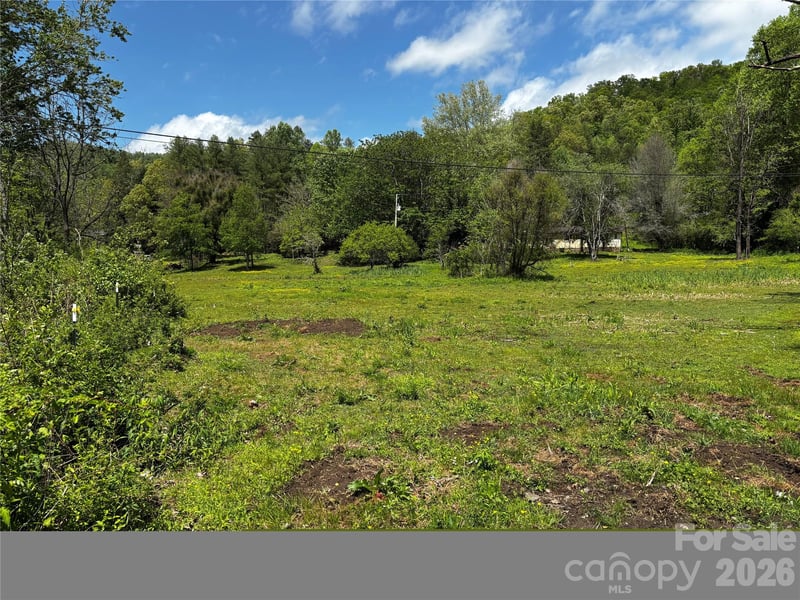 1659 Mountain Creek Rd, Robbinsville, NC 28871