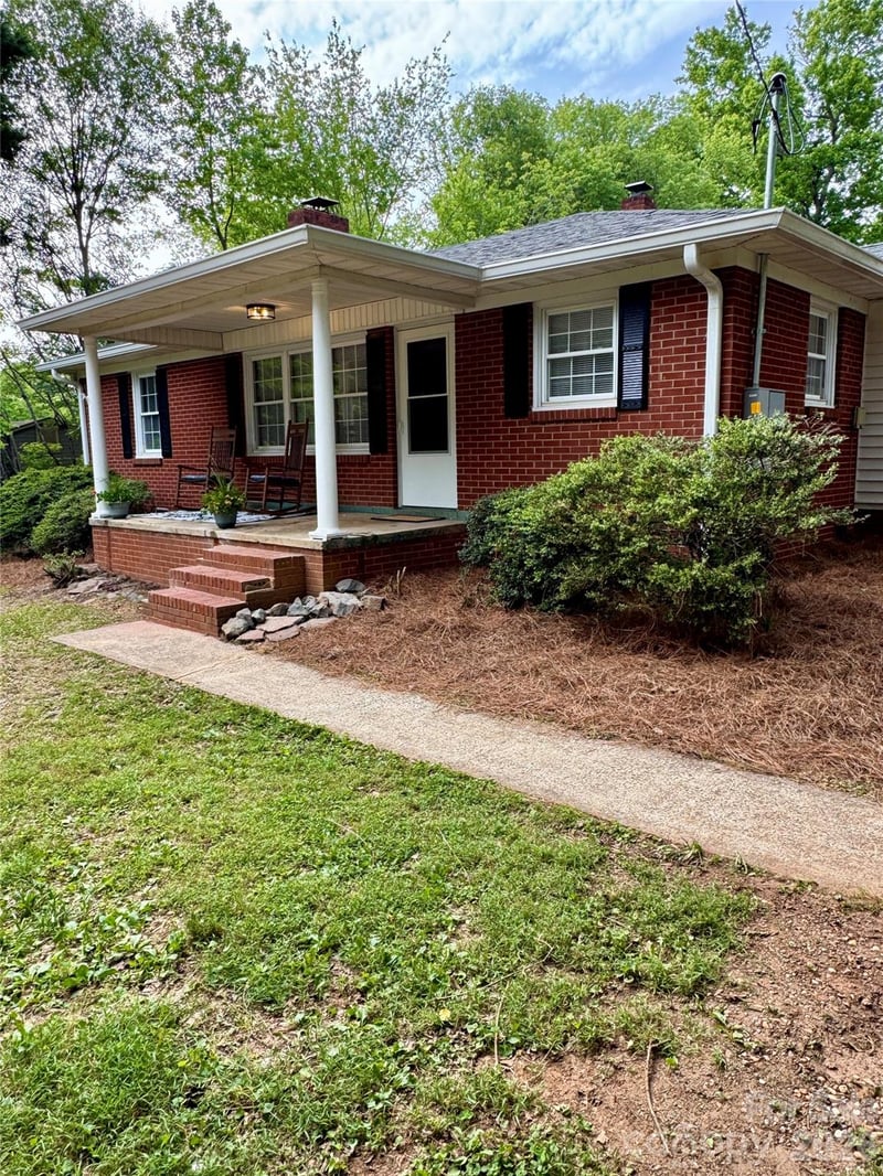 2217 Dale Ave, Lincolnton, NC 28092
