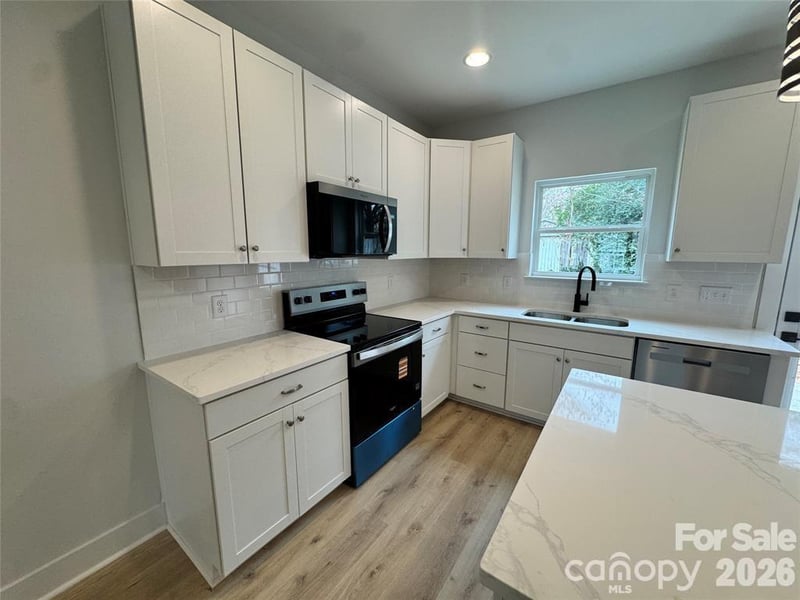 630 Ratchford Ave, Gastonia, NC 28054