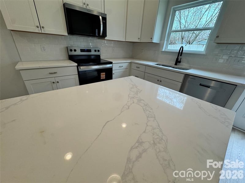 630 Ratchford Ave, Gastonia, NC 28054