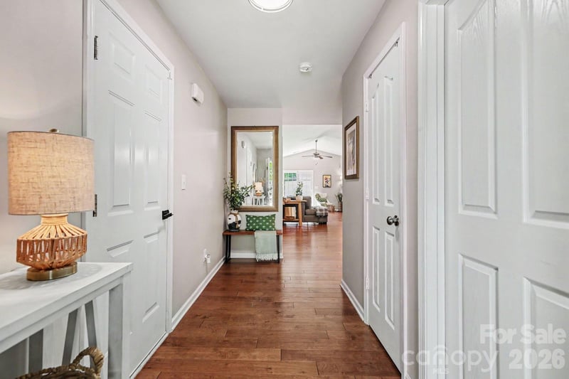 4727 Mcclure Rd, Charlotte, NC 28216
