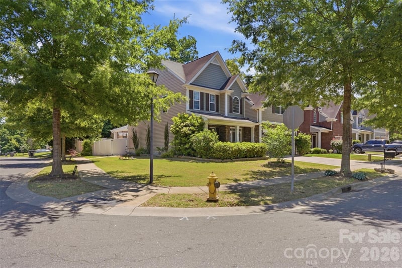 9303 Turning Wheel Dr, Charlotte, NC 28214
