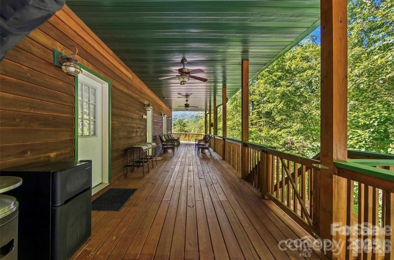 461 Mallard Cv, Almond, NC 28771