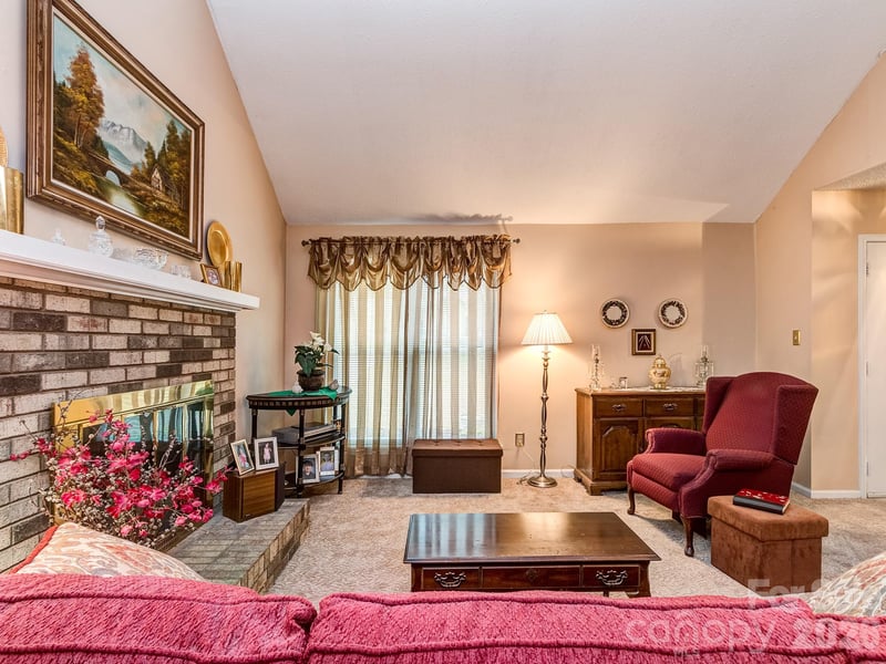 11707 Park Rd, Charlotte, NC 28226
