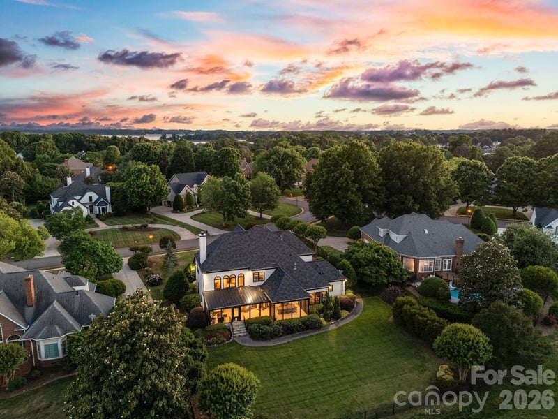 18003 Lochcarron Ln, Cornelius, NC 28031