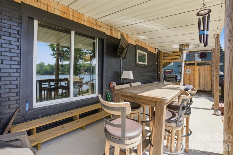 4473 Ridge St, Claremont, NC 28610