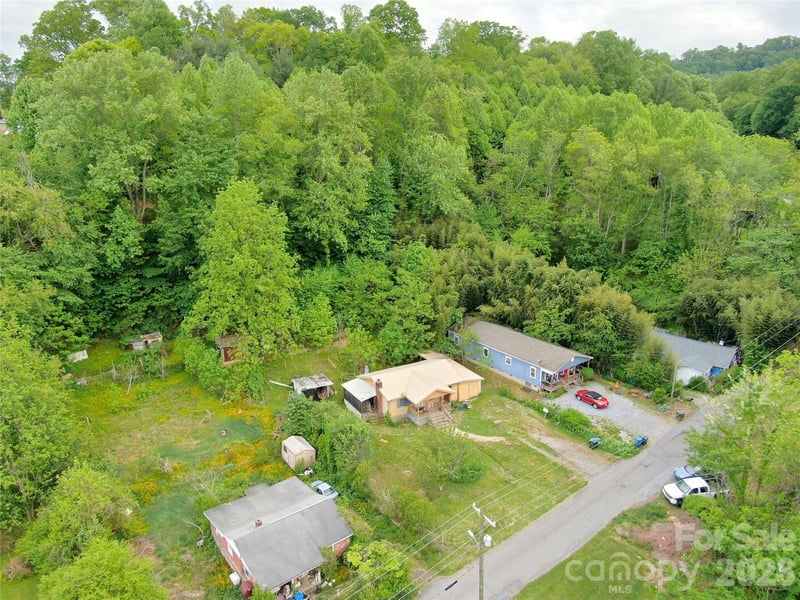 205 Frazier St, Waynesville, NC 28786