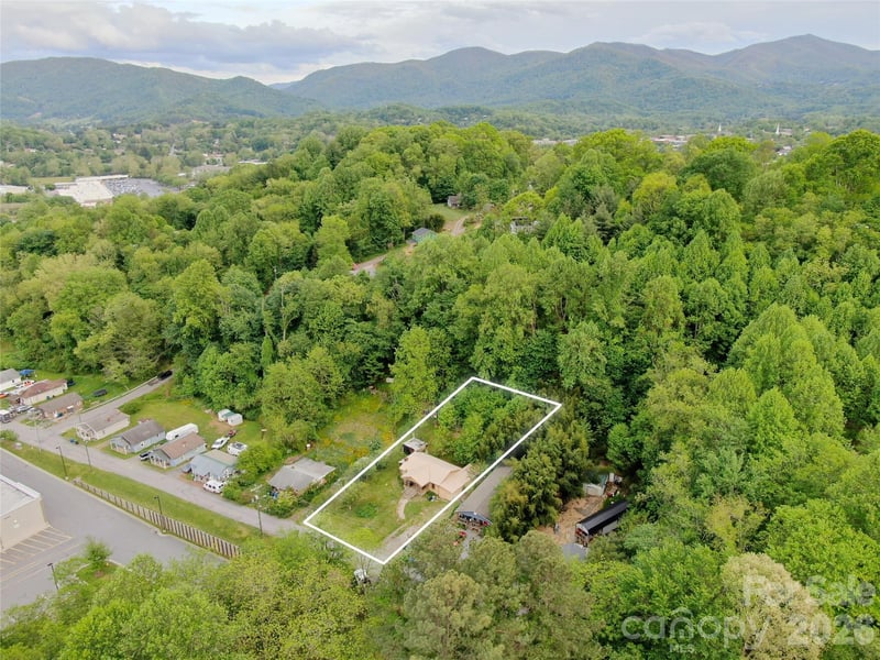 205 Frazier St, Waynesville, NC 28786