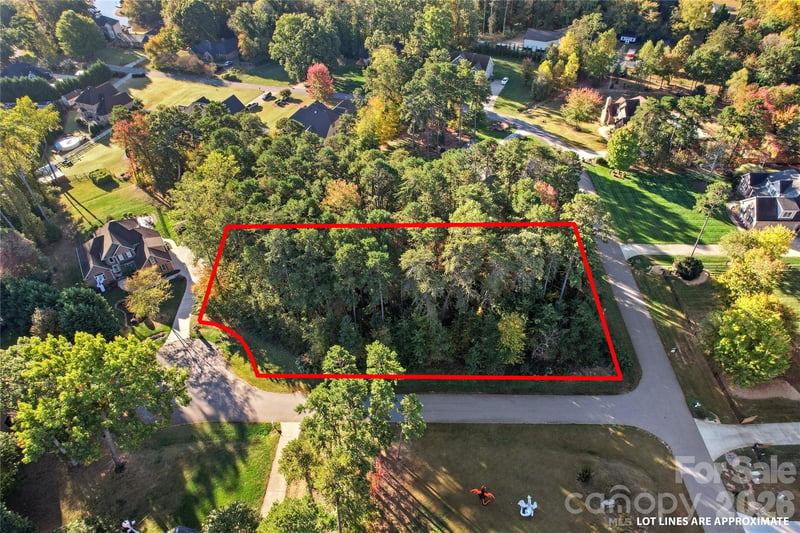 254 Woodstream Cir, Mooresville, NC 28117