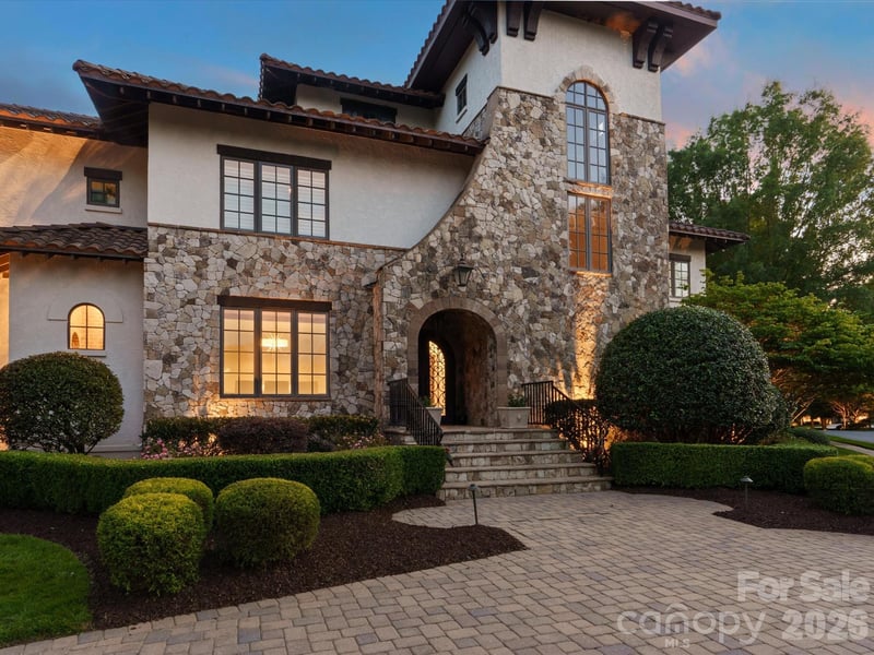 200 Oakmont Ln, Waxhaw, NC 28173