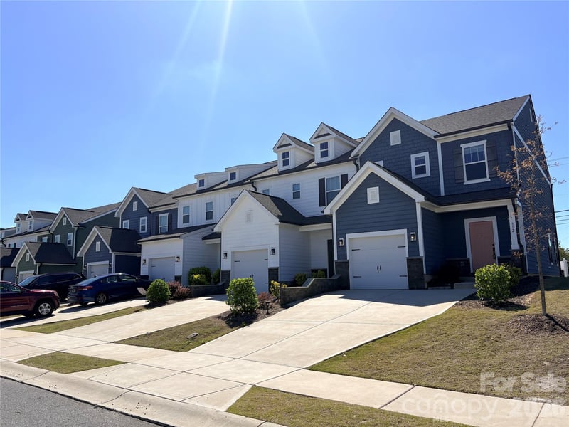 514 Station St, Clover, SC 29710
