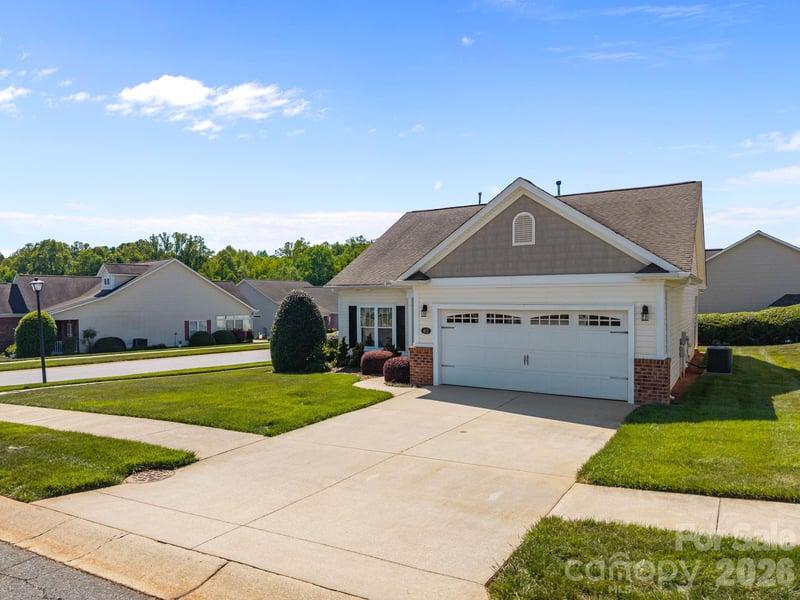 412 Garner Dr, Salisbury, NC 28146