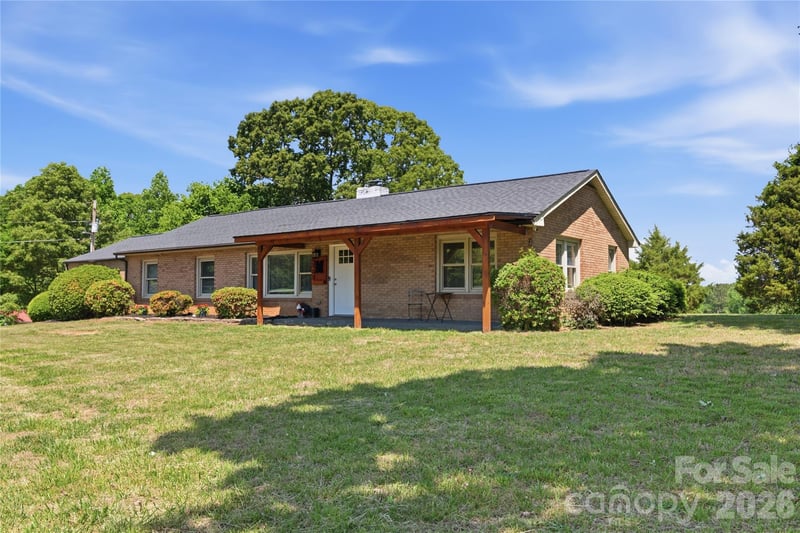 1333 Eufola Rd, Statesville, NC 28677